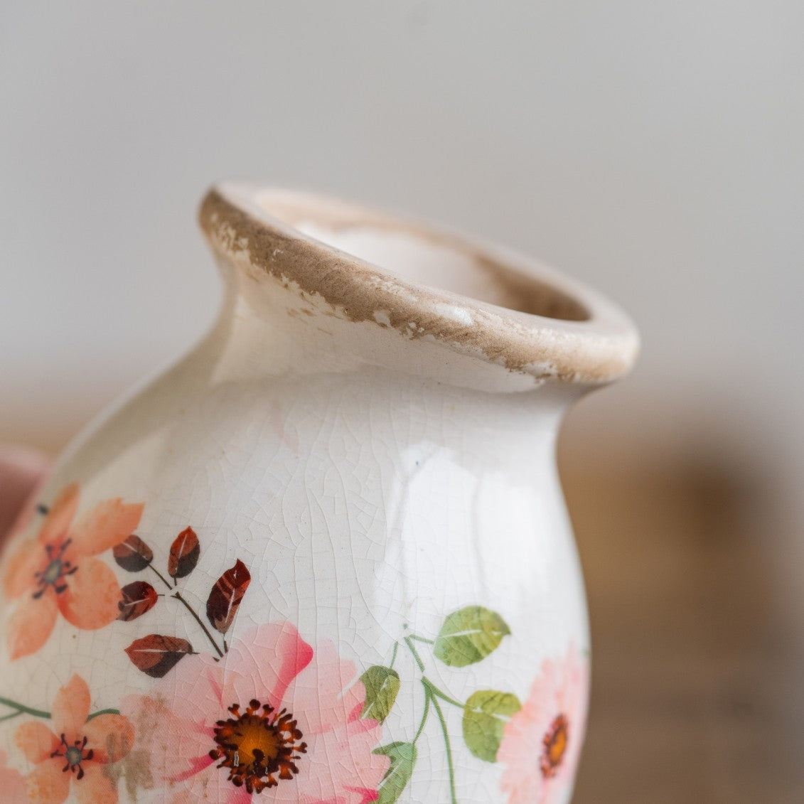 TEWEIQI  2 Sizes Retro Rose Floral Mini Ceramic Vases Set - Rustic Table Centerpiece Home Decor